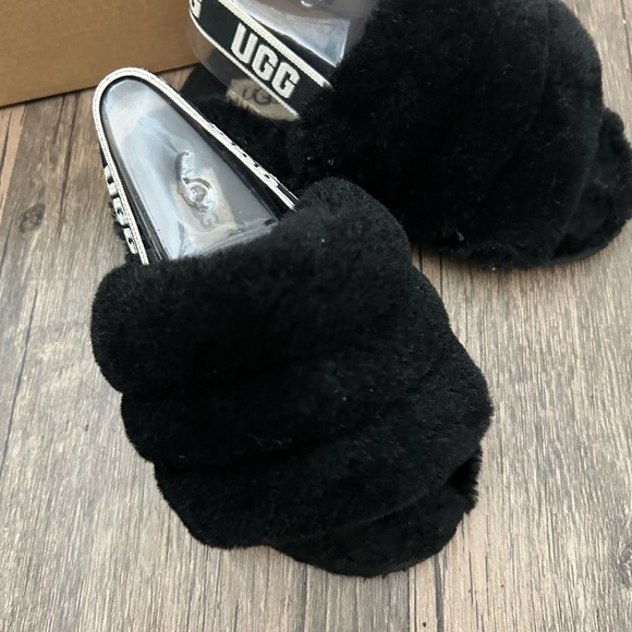UGG Black Fuzzy Slide Sandals - Picture 2 of 5